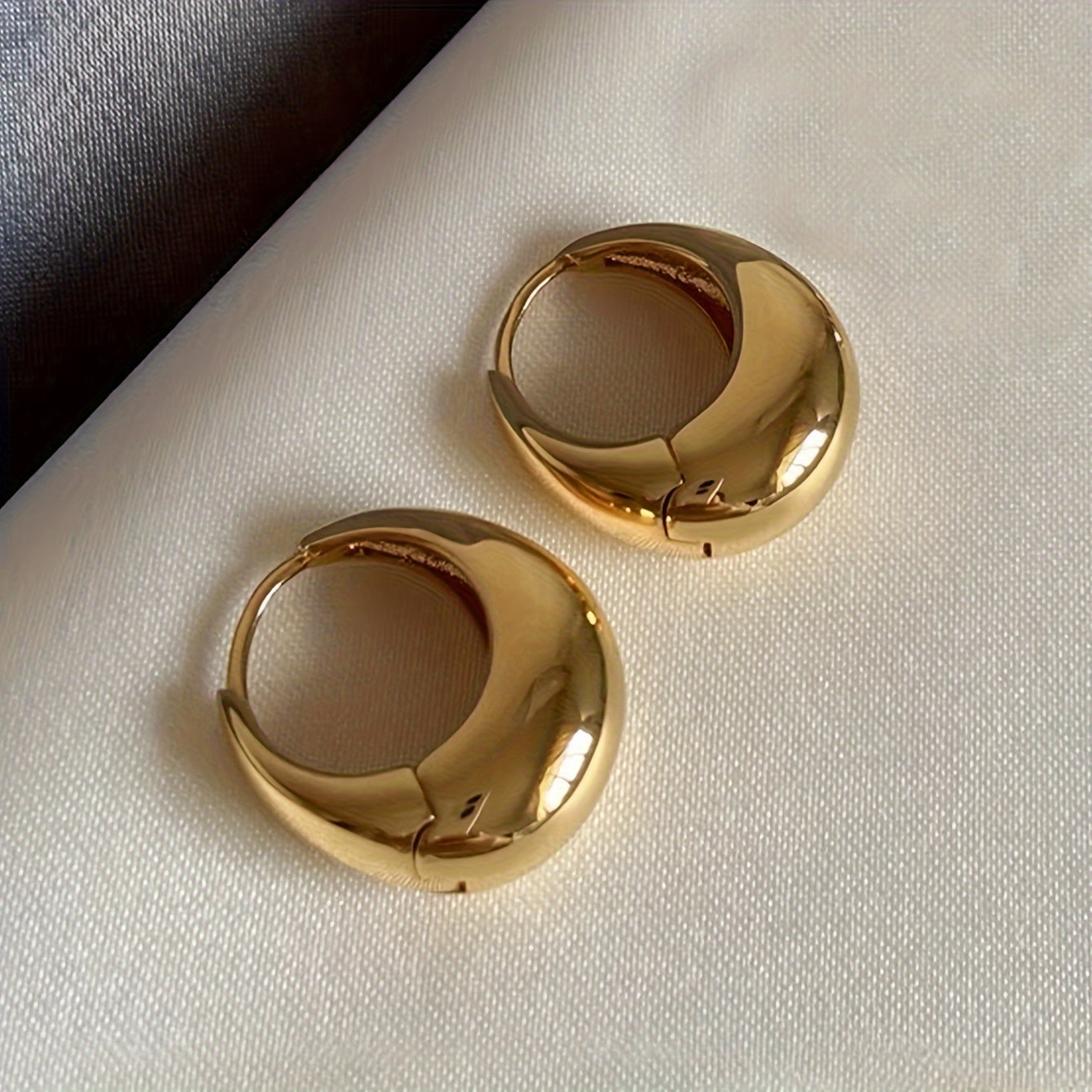 Vintage Geometric Ear Clips