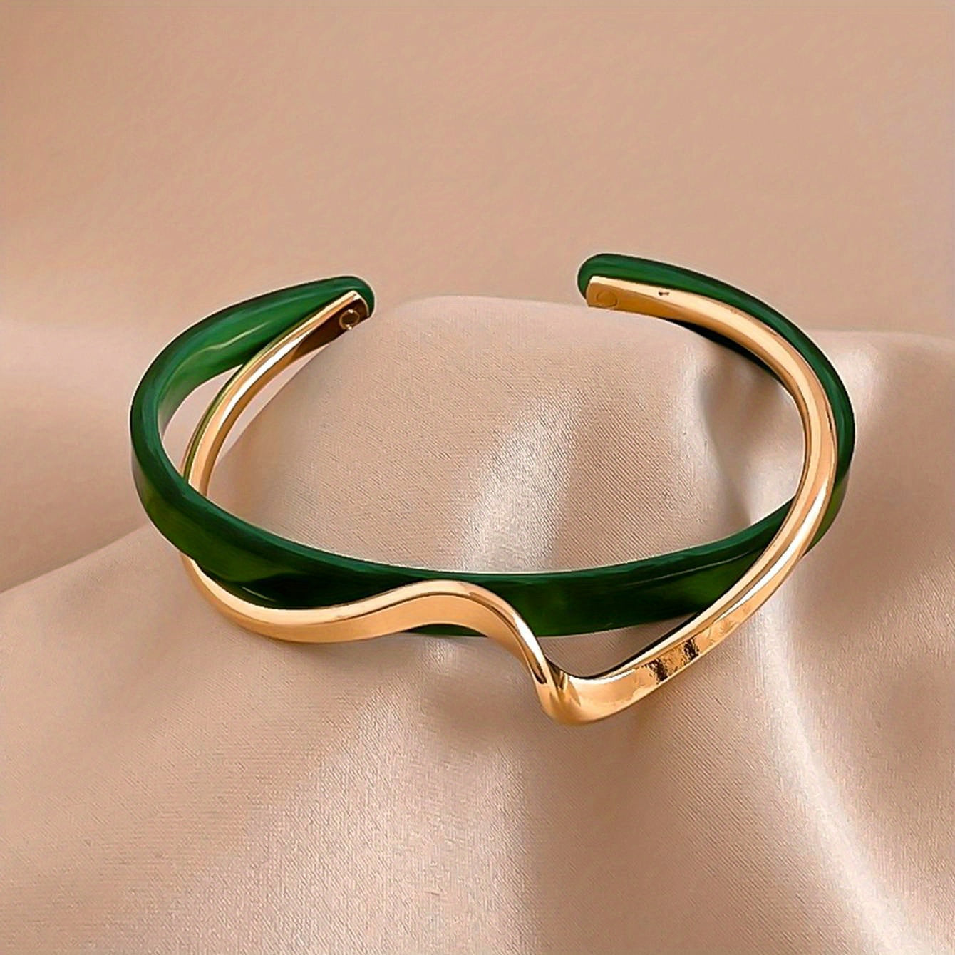 Wave Shape Cuff Bangle Inlaid Faux Pearl Minimalist Style Jewelry