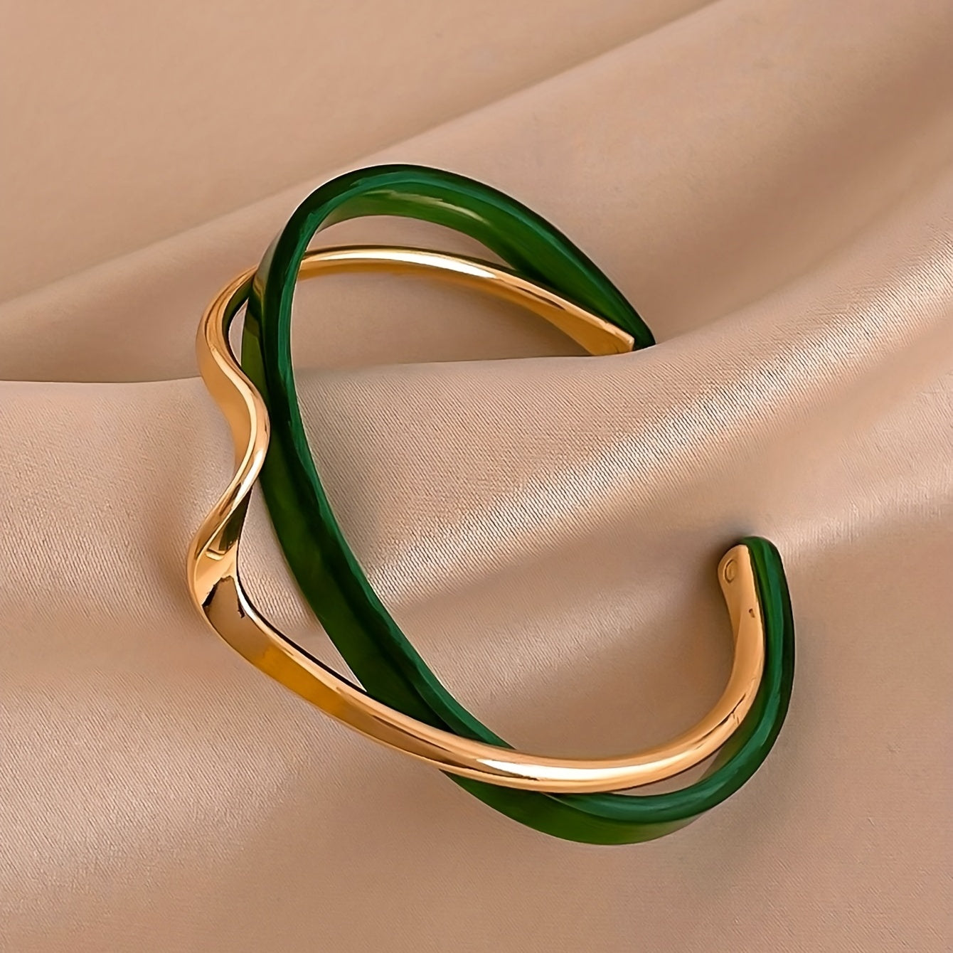 Wave Shape Cuff Bangle Inlaid Faux Pearl Minimalist Style Jewelry