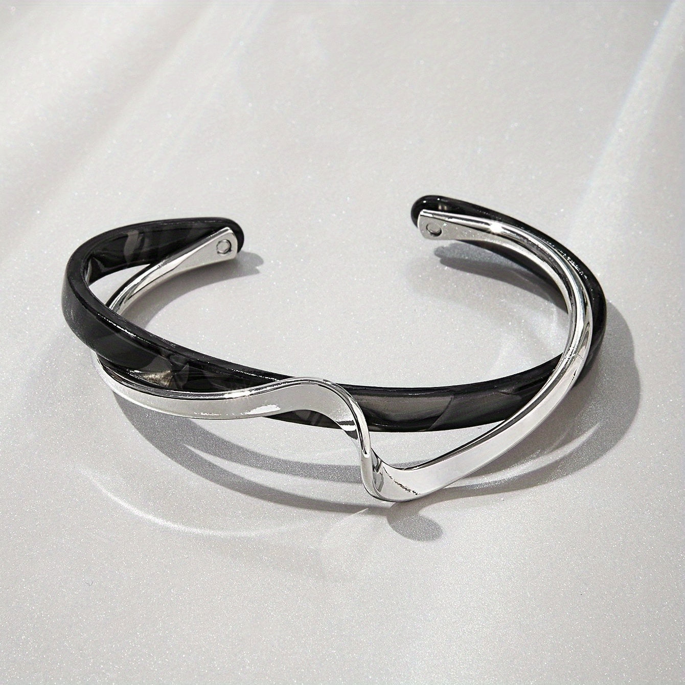Wave Shape Cuff Bangle Inlaid Faux Pearl Minimalist Style Jewelry