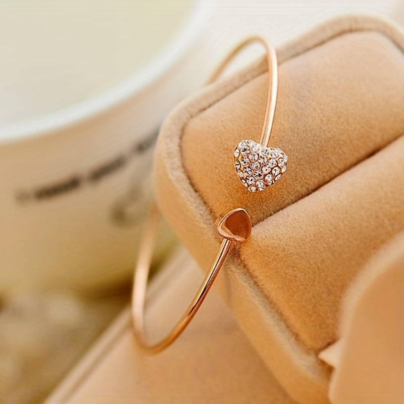 Full Drill Love Bracelet Opening Gold Plated Heart Bracelet.