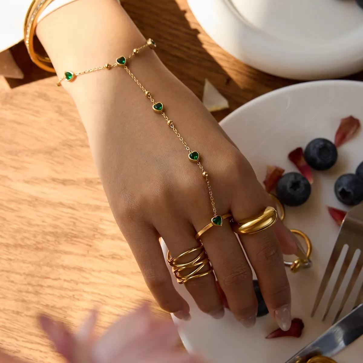 Youthway Green Zirconia Finger Bracelet